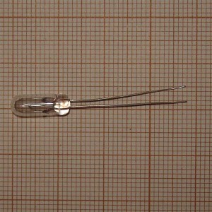 Żarówka z "wąsami" 4,7/13mm