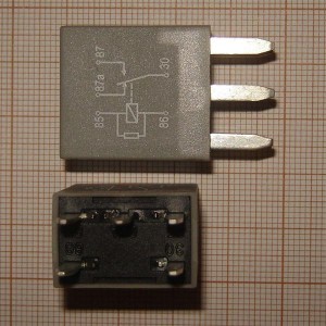 Przekaźnik OPEL 5-pinowy