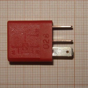 Przekaźnik FIAT 30A